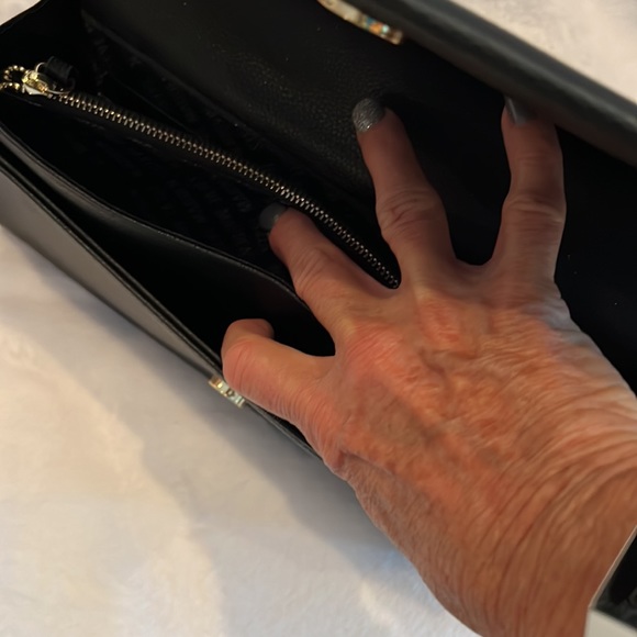 Steve Madden black clutch 10.5x5.5x1 new with tag - Picture 6 of 10